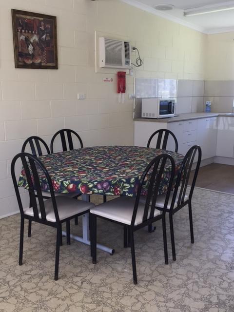 Snowy River Lodge Motel オーボスト エクステリア 写真